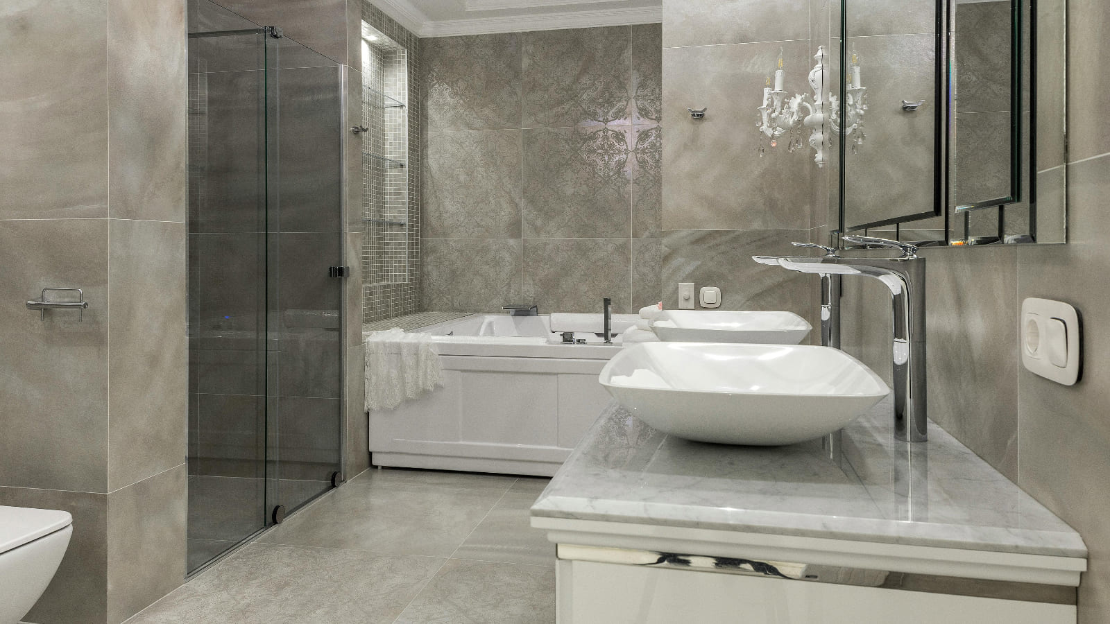 Modern Bathroom Renovation Done by Octopus